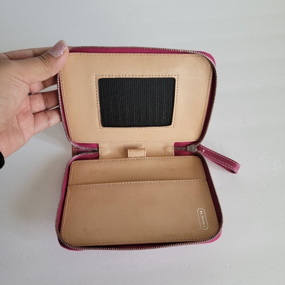 Coach Handbag - Picture 2 of 5